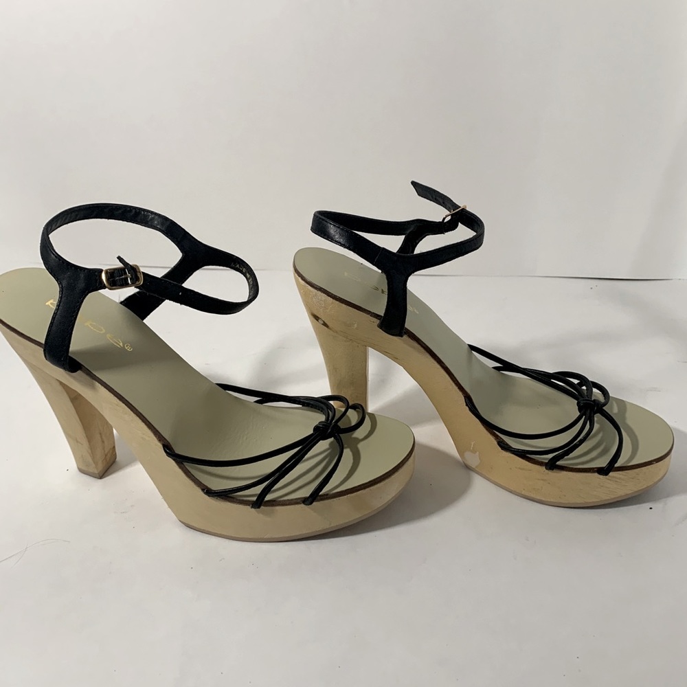 Bebe high heels size 8
